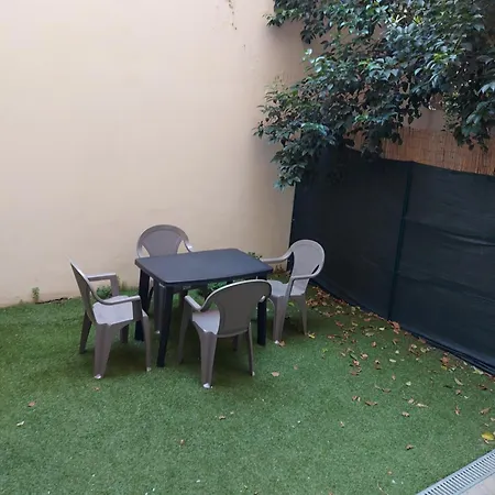 Garden Lägenhet *